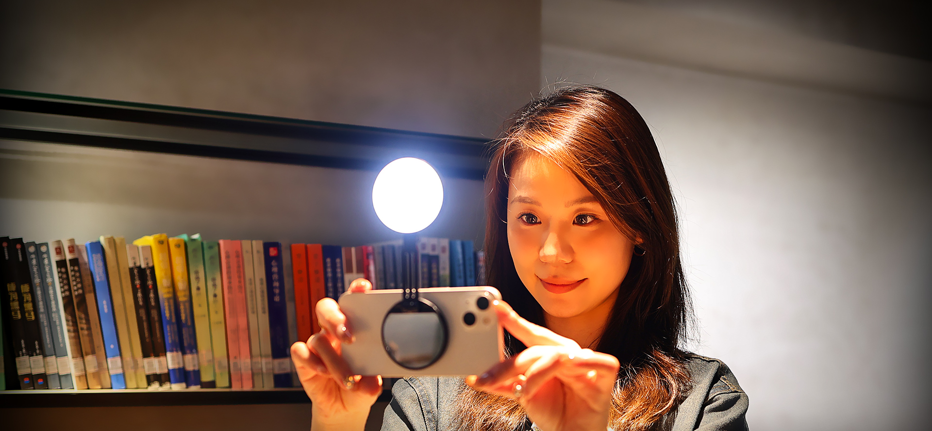 R1 Magnetic Phone Fill Light